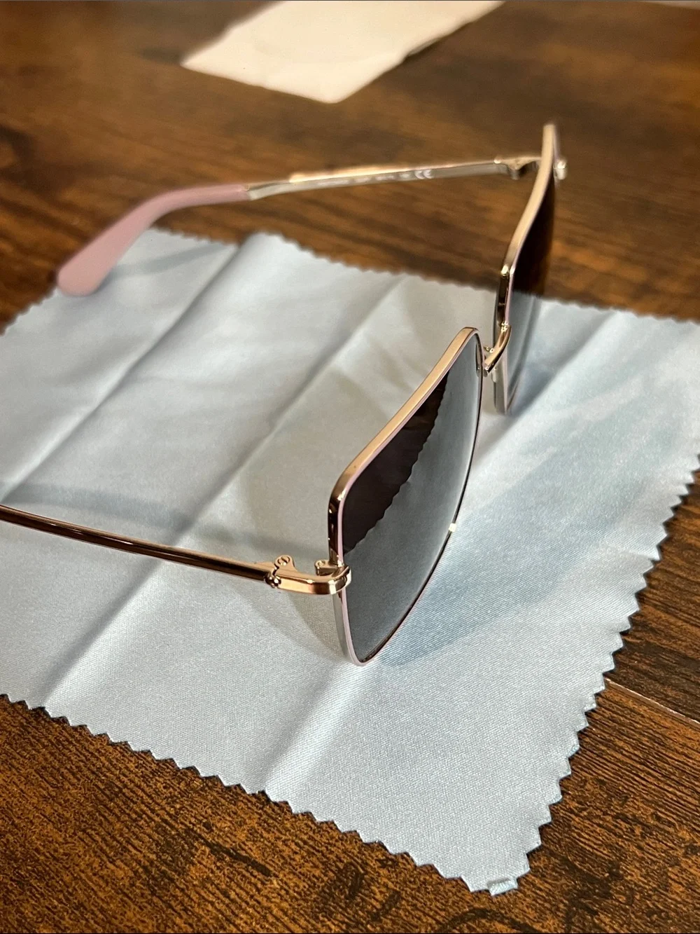Women’s Kate spade Slim Metal Frame Sunglasses in Pink with case